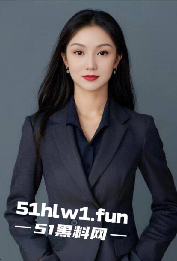 震惊大瓜！北京招商银行高管【廖飞】因欠债危机直接实名下海做鸡，职业白领傍上司还欲求不满发展性趣爱好。  第6张