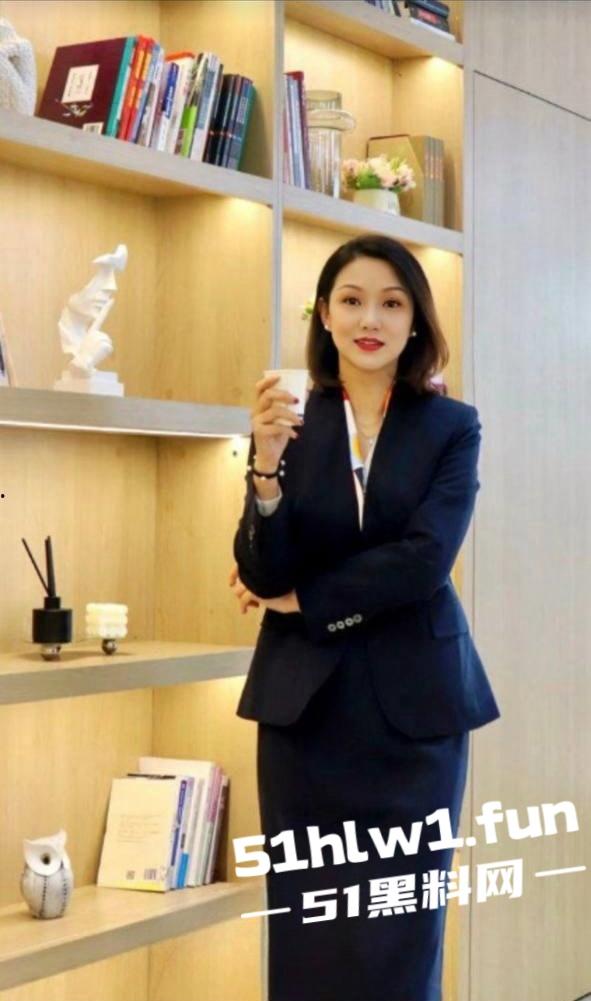 震惊大瓜！北京招商银行高管【廖飞】因欠债危机直接实名下海做鸡，职业白领傍上司还欲求不满发展性趣爱好。  第9张