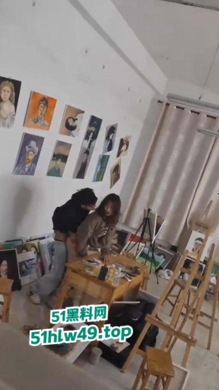 烟台画室后入热瓜,烟台科技职业学院画室两学生激情做爱,至尊宝战神疯狂输出,后入撞击翘臀火爆全网! 第1张 烟台画室后入热瓜,烟台科技职业学院画室两学生激情做爱,至尊宝战神疯狂输出,后入撞击翘臀火爆全网! 第1张