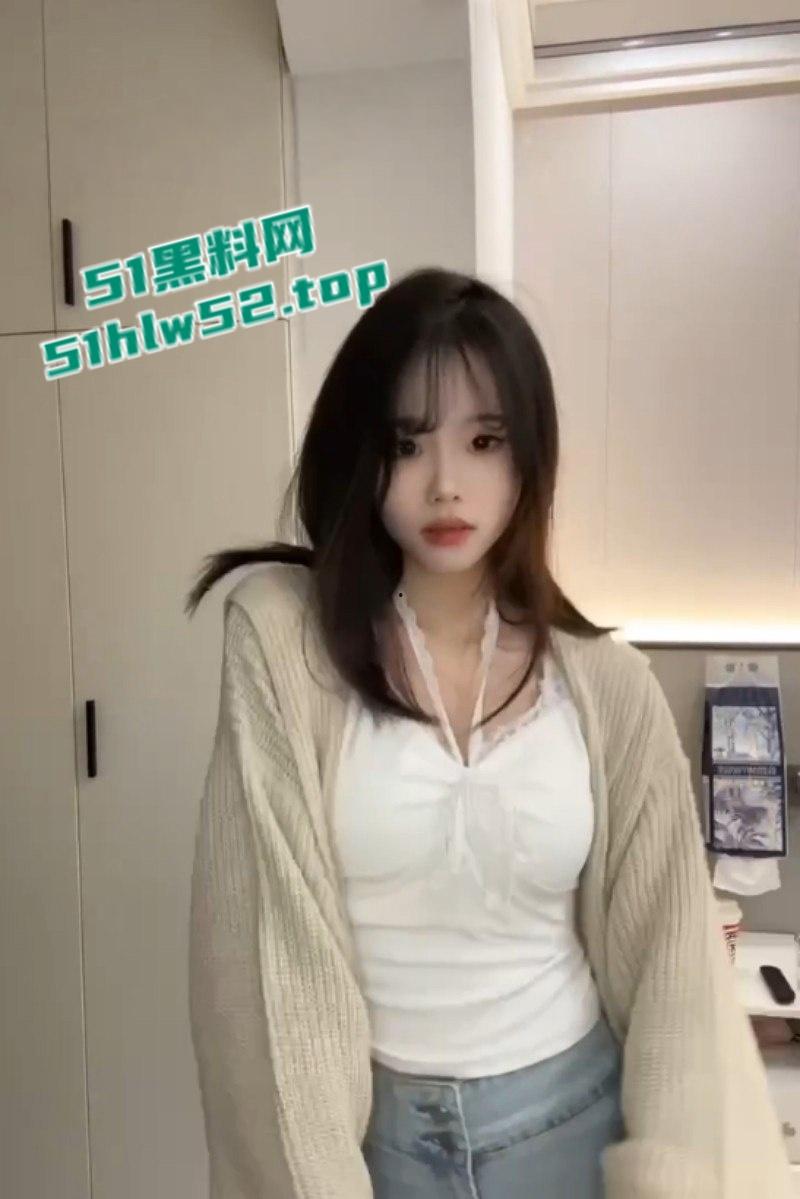 甘肃天水极品舞蹈生【王子婷】遭变态金主包养后疯狂开发,粗屌肛交爽到妹子淫叫连连! 第5张 甘肃天水极品舞蹈生【王子婷】遭变态金主包养后疯狂开发,粗屌肛交爽到妹子淫叫连连! 第5张