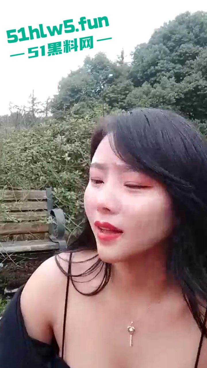 第一户外探花女【苏妲己】高颜值巨乳骚妇,喜欢勾引老头户外野战啪啪,这也太淫荡了。 第6张 第一户外探花女【苏妲己】高颜值巨乳骚妇,喜欢勾引老头户外野战啪啪,这也太淫荡了。 第6张