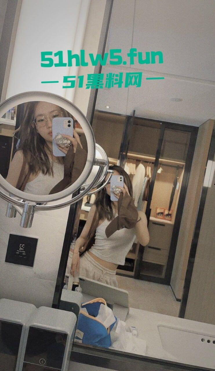 大长腿性感女神【苏笑笑】极品身材性感辣妹,夜晚遇见鸡巴秒变母狗,嘴巴塞上内裤各种爆操视频遭流出。 第9张 大长腿性感女神【苏笑笑】极品身材性感辣妹,夜晚遇见鸡巴秒变母狗,嘴巴塞上内裤各种爆操视频遭流出。 第9张