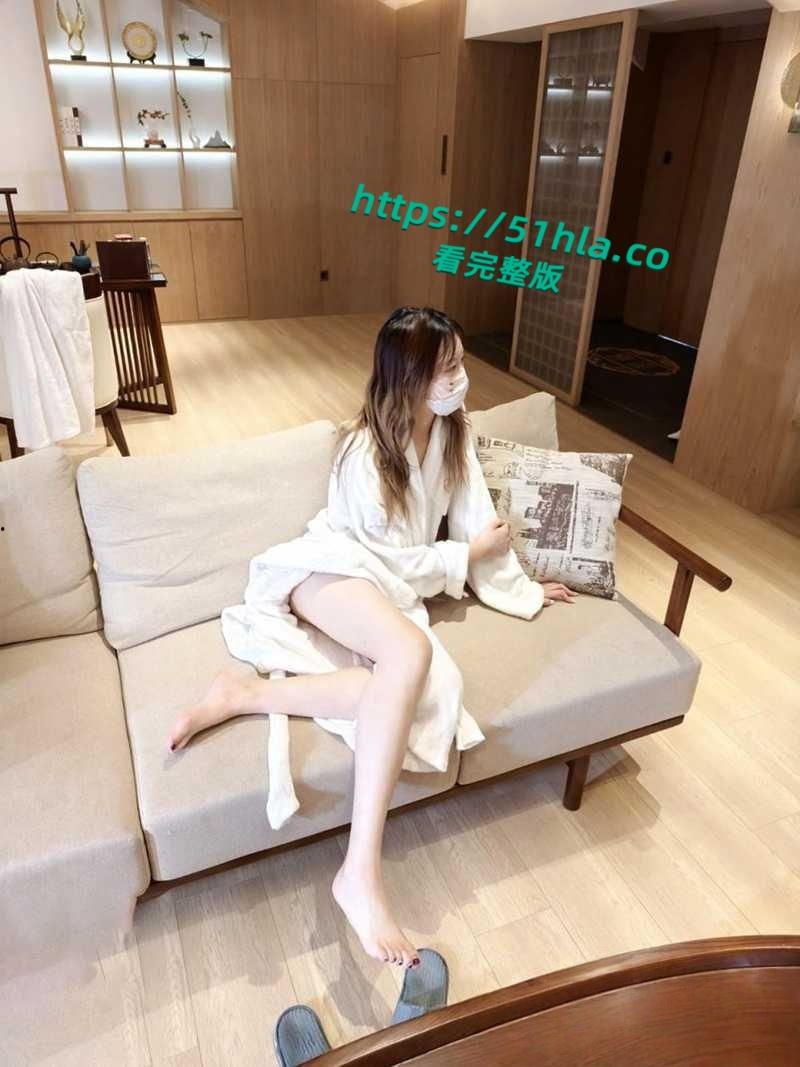 家有娇妻【12】娇妻的日常新作,故意让老婆喝多,然后强奸睡她旁边的好闺蜜! 第3张 家有娇妻【12】娇妻的日常新作,故意让老婆喝多,然后强奸睡她旁边的好闺蜜! 第3张