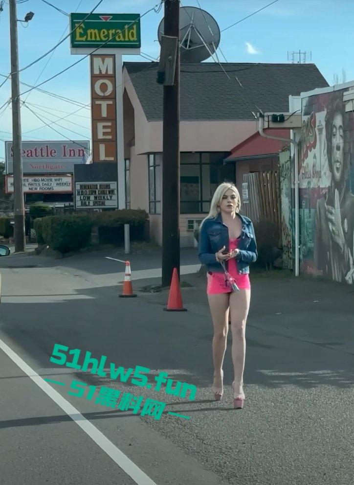 实拍美国西雅图站街女,性感的身姿纤细的美腿诱人的豪乳,各式美女应有尽有。 第6张 实拍美国西雅图站街女,性感的身姿纤细的美腿诱人的豪乳,各式美女应有尽有。 第6张