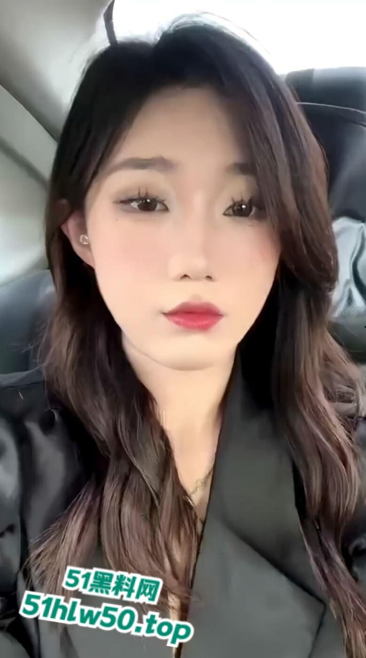 山东师范大学空乘专业女神【孙凤娇】被大金主包养，空姐只是一个为有钱人提供选妃的好地方！  第5张