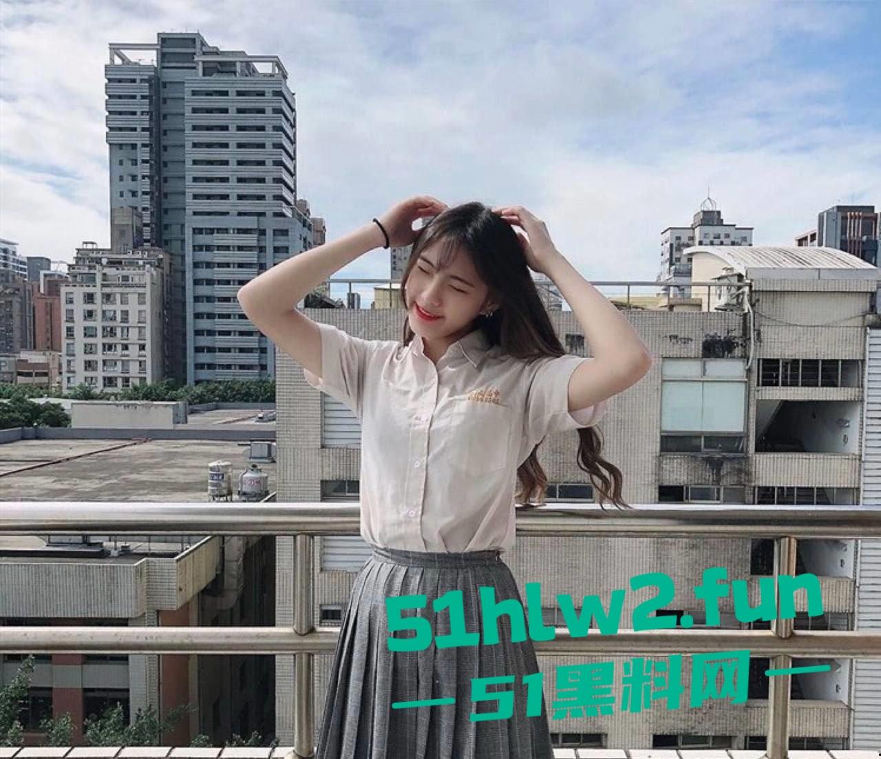 青岛大学【朱晏妮】自慰视频外泄，放假回家没几把草，发给男友自摸福利泄露，草不了逼玩也别玩得这么大啊！  第3张