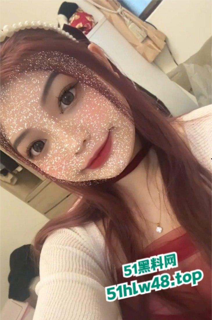 台湾高颜值女神【张宇晴】前男友爆料分手前的性爱视频，大鸡巴操得很爽一直发出淫叫声！  第3张