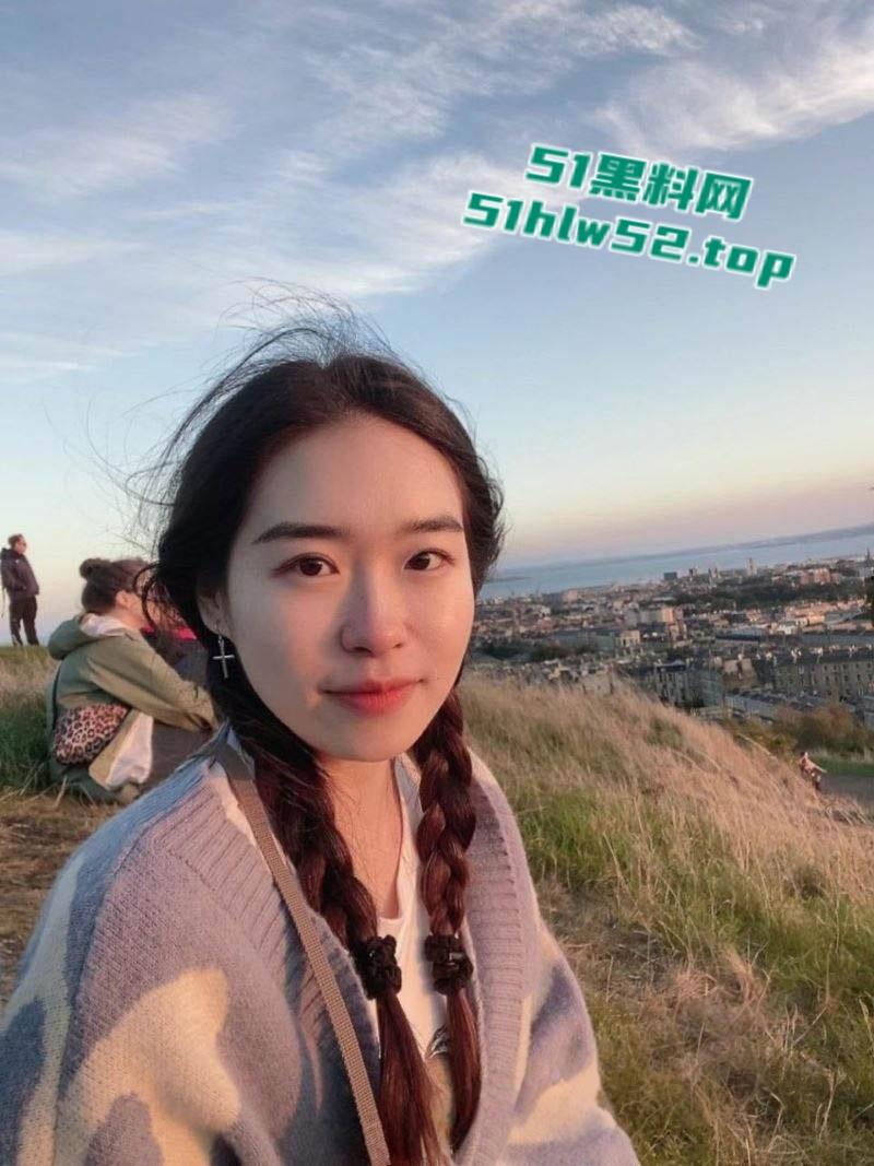 内蒙古乌兰浩特【张雪萌】人人可操的公交车,据说已约炮20多人,舔奶啪啪内射画面曝光极度淫靡! 第2张 内蒙古乌兰浩特【张雪萌】人人可操的公交车,据说已约炮20多人,舔奶啪啪内射画面曝光极度淫靡! 第2张