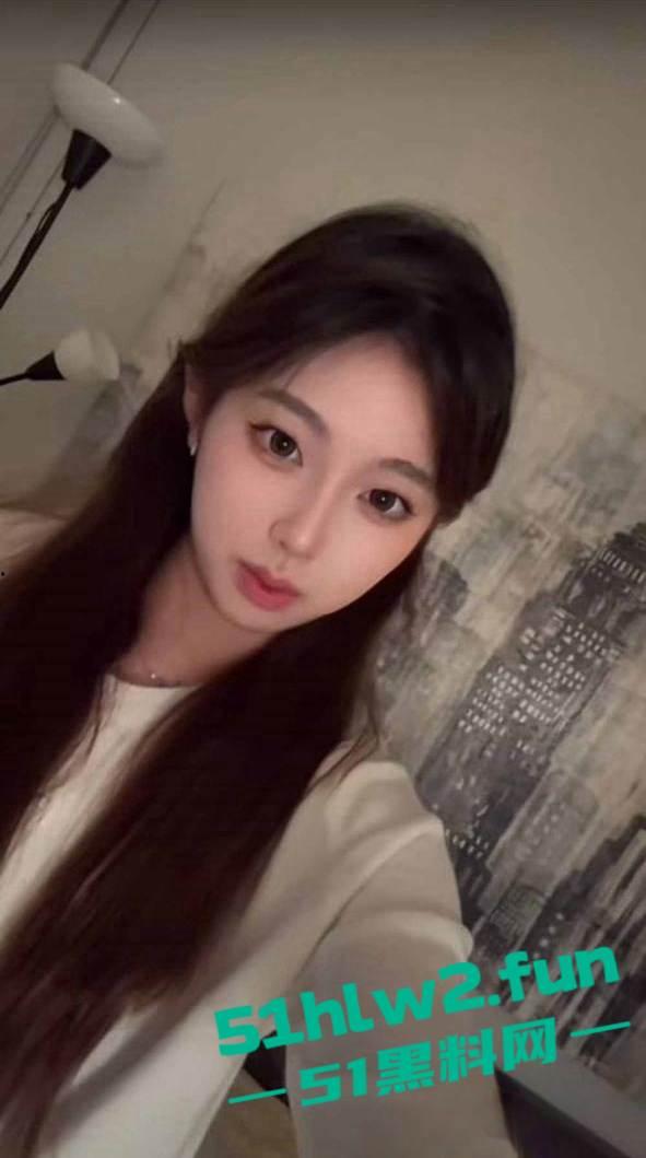 上海极品身材反差大二舞蹈生【刘静雯】被爆裸照网上勾引他人,车库男厕所性爱视频全网疯传。 第6张 上海极品身材反差大二舞蹈生【刘静雯】被爆裸照网上勾引他人,车库男厕所性爱视频全网疯传。 第6张