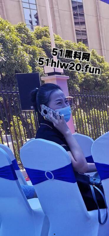 小混混摇身一变成老板!深圳盐田曼哈幼儿园老板王瑞带前妻一家老小吃软饭骗走香港富婆上千万,网友喊话赶紧开课教学。 第7张 小混混摇身一变成老板!深圳盐田曼哈幼儿园老板王瑞带前妻一家老小吃软饭骗走香港富婆上千万,网友喊话赶紧开课教学。 第7张