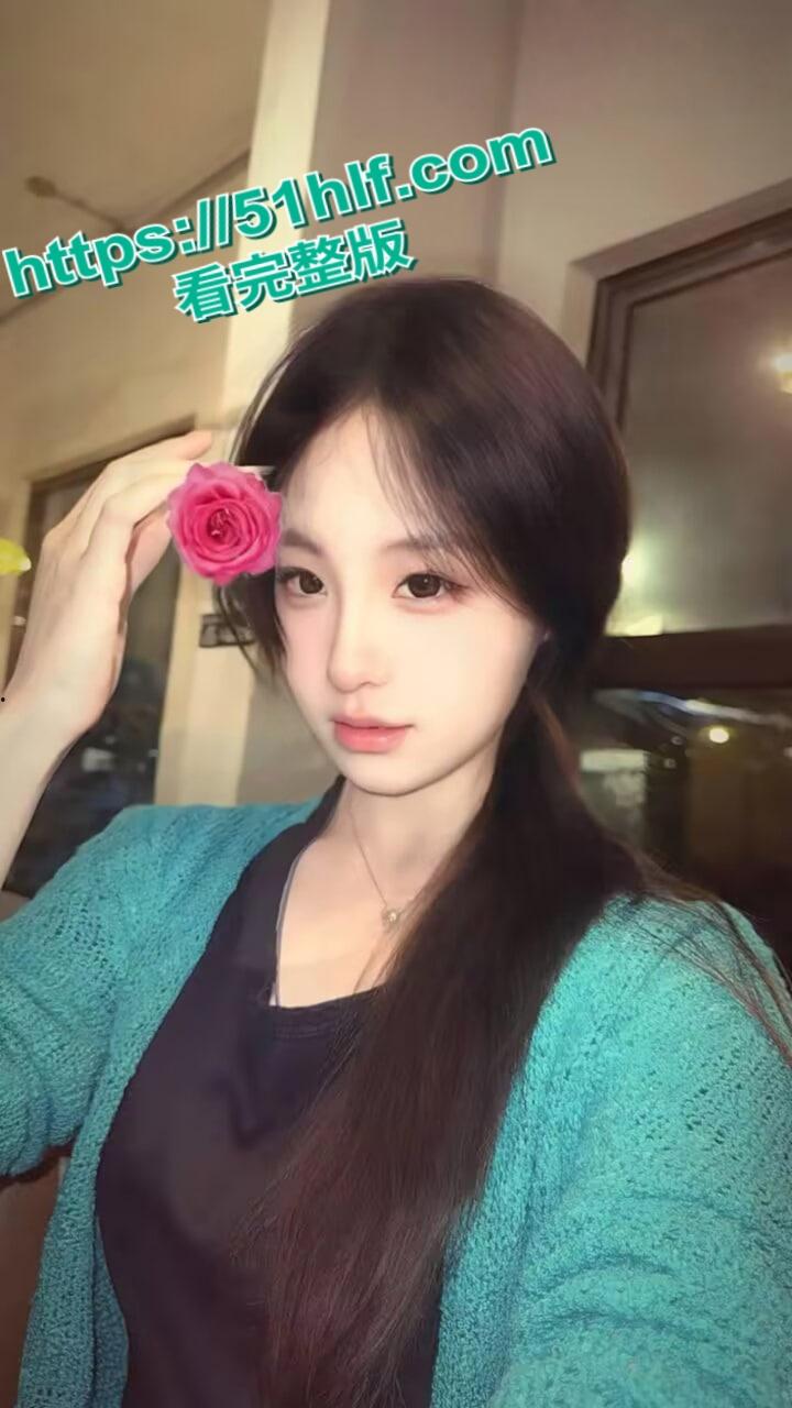 南宁师范大三学姐【许嘉阳】与炮友性爱视频流出,香嫩软舌灵活口交被正面无套狂怼,眼泪都操出来了! 第3张 南宁师范大三学姐【许嘉阳】与炮友性爱视频流出,香嫩软舌灵活口交被正面无套狂怼,眼泪都操出来了! 第3张