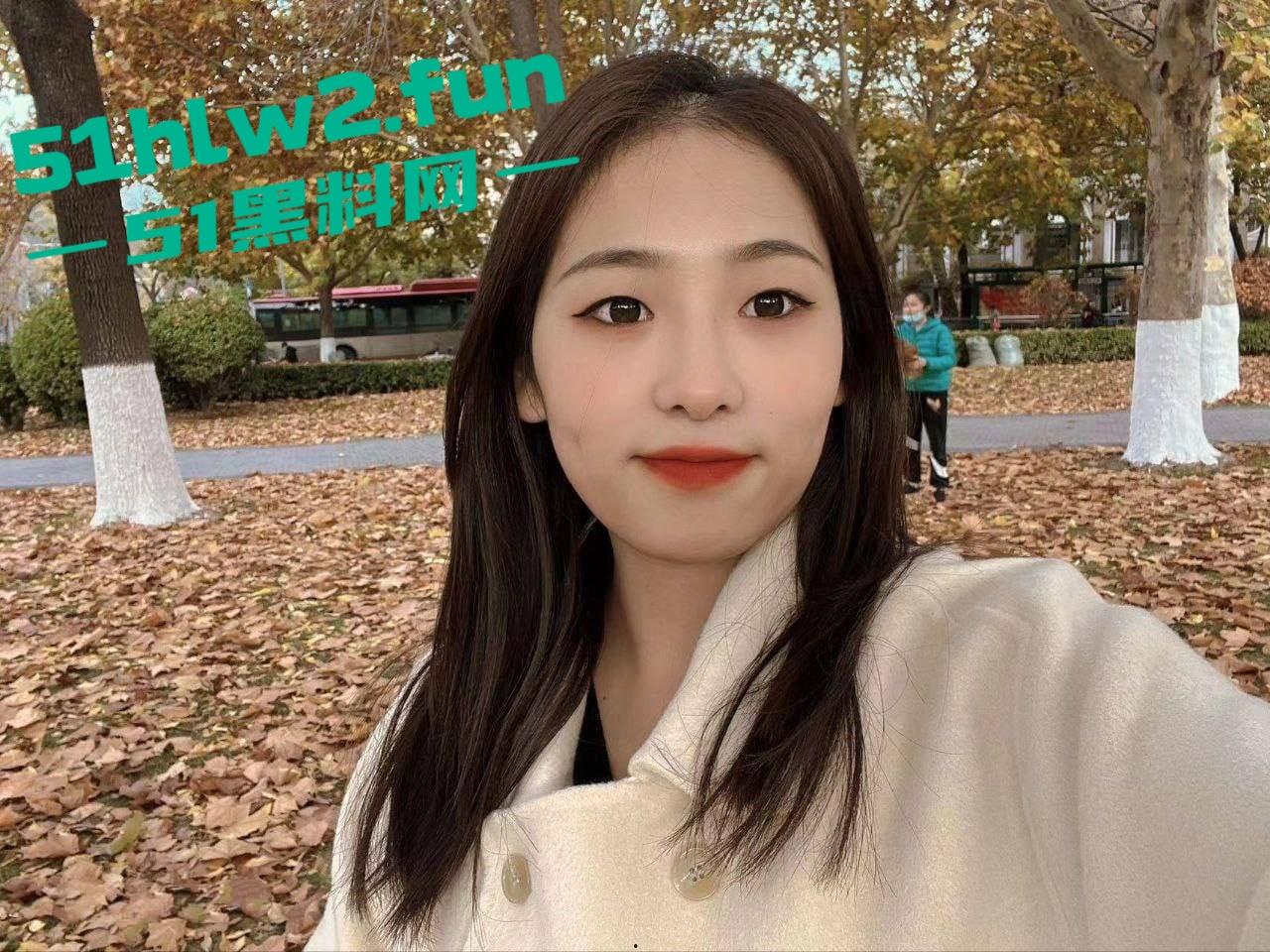 幼师专业女大学生,白天是孩子王,晚上变男人玩具!表面清纯受人尊敬,私下淫荡骚成狗,真想狠狠操烂她! 第3张 幼师专业女大学生,白天是孩子王,晚上变男人玩具!表面清纯受人尊敬,私下淫荡骚成狗,真想狠狠操烂她! 第3张