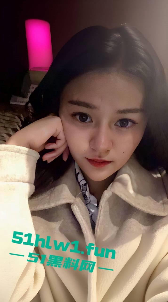 山东临沂罗庄,已婚人妻付晓伟,高颜值性瘾骚逼,背着老公当鸡巴套子,口交技术一流,做爱视频被老公发现曝光! 第6张 山东临沂罗庄,已婚人妻付晓伟,高颜值性瘾骚逼,背着老公当鸡巴套子,口交技术一流,做爱视频被老公发现曝光! 第6张