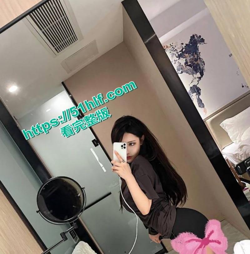 抖音55W粉丝网红【DJMILK】3p性爱视频流出，美乳蜜桃臀身材曼妙上下两洞齐开场面极其震撼！  第2张