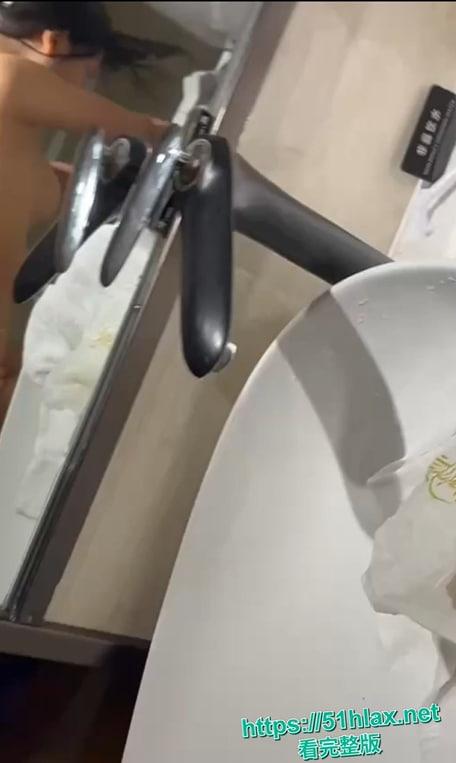 河北医科大学情侣情欲实录炸裂曝光!清纯校服妹变淫荡母狗调教路,自拍洗澡脱衣秀操逼,尺度爆棚! 第6张 河北医科大学情侣情欲实录炸裂曝光!清纯校服妹变淫荡母狗调教路,自拍洗澡脱衣秀操逼,尺度爆棚! 第6张