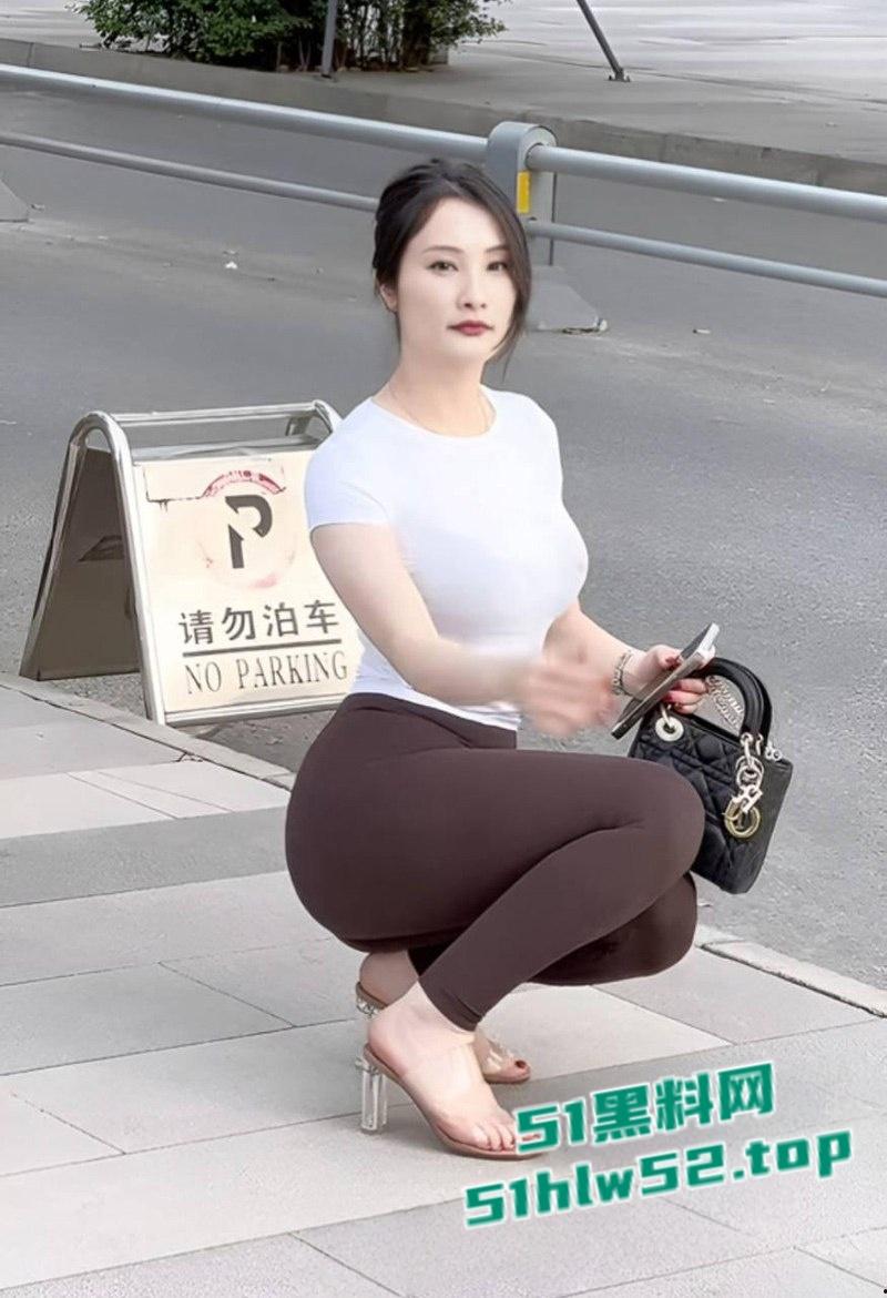 南阳内乡小卖部老板娘【王薇】勾引一米八体育生,高超手技令人欲仙欲死,少妇的魅力真是难以抵挡! 第4张 南阳内乡小卖部老板娘【王薇】勾引一米八体育生,高超手技令人欲仙欲死,少妇的魅力真是难以抵挡! 第4张