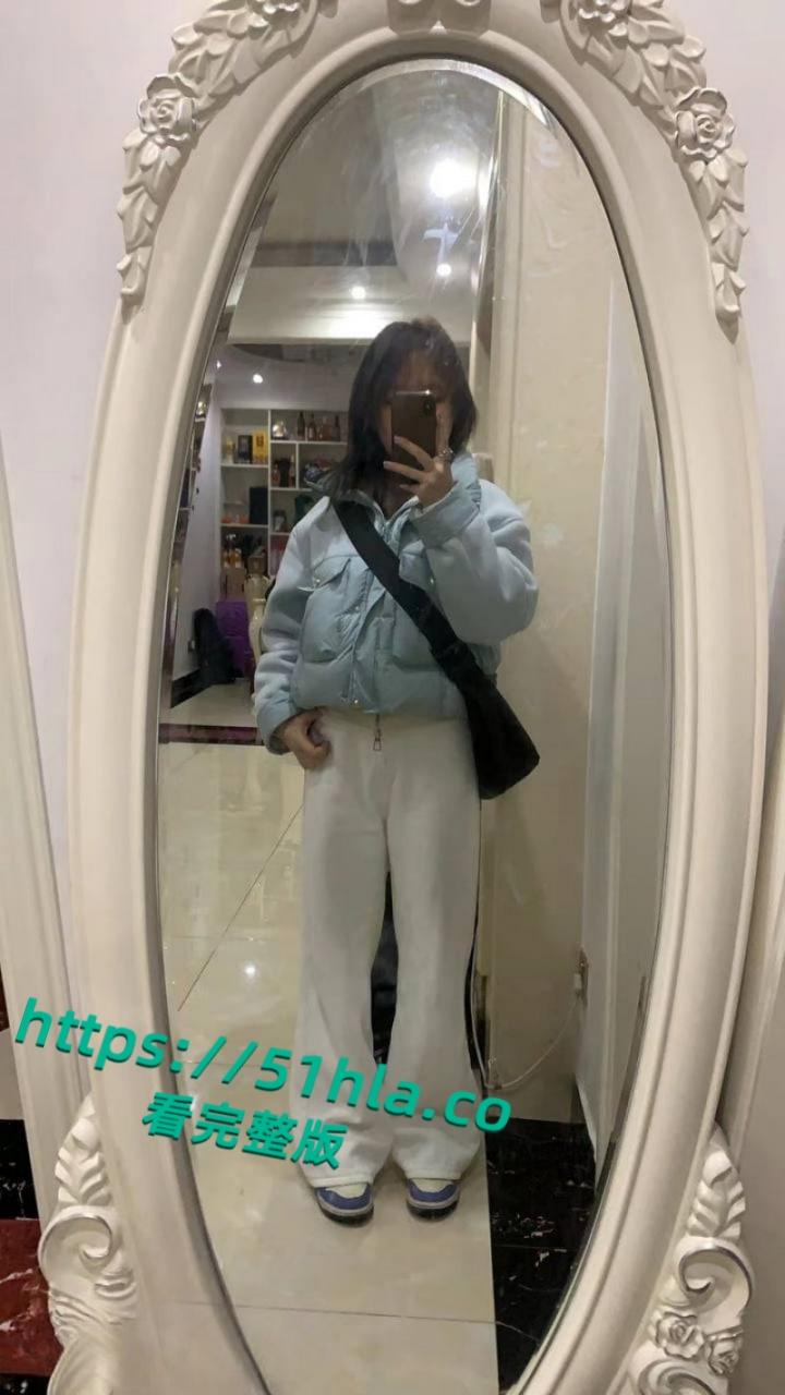 陕西商洛十九岁清纯大一学妹【吴睿尧】微胖母狗假期在家发情，遭炮友远程调教浑身写满下贱铭文！  第4张