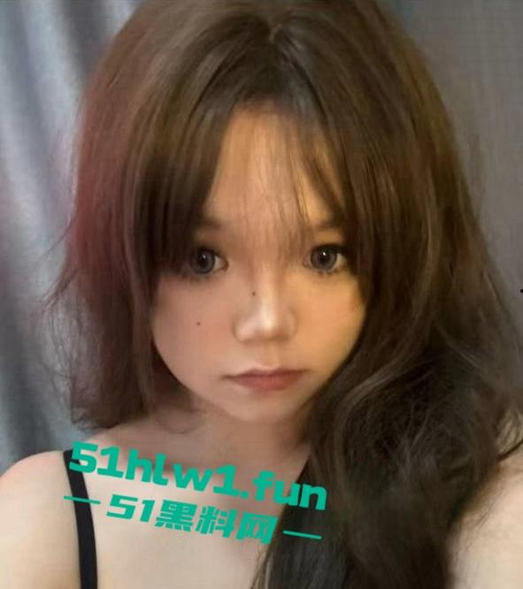 杭州旅游职业学院肥猪【翁晓烨】 把多个男人当冤种,长期PUA男友与自己男人做爱还要按次算费。 第24张 杭州旅游职业学院肥猪【翁晓烨】 把多个男人当冤种,长期PUA男友与自己男人做爱还要按次算费。 第24张