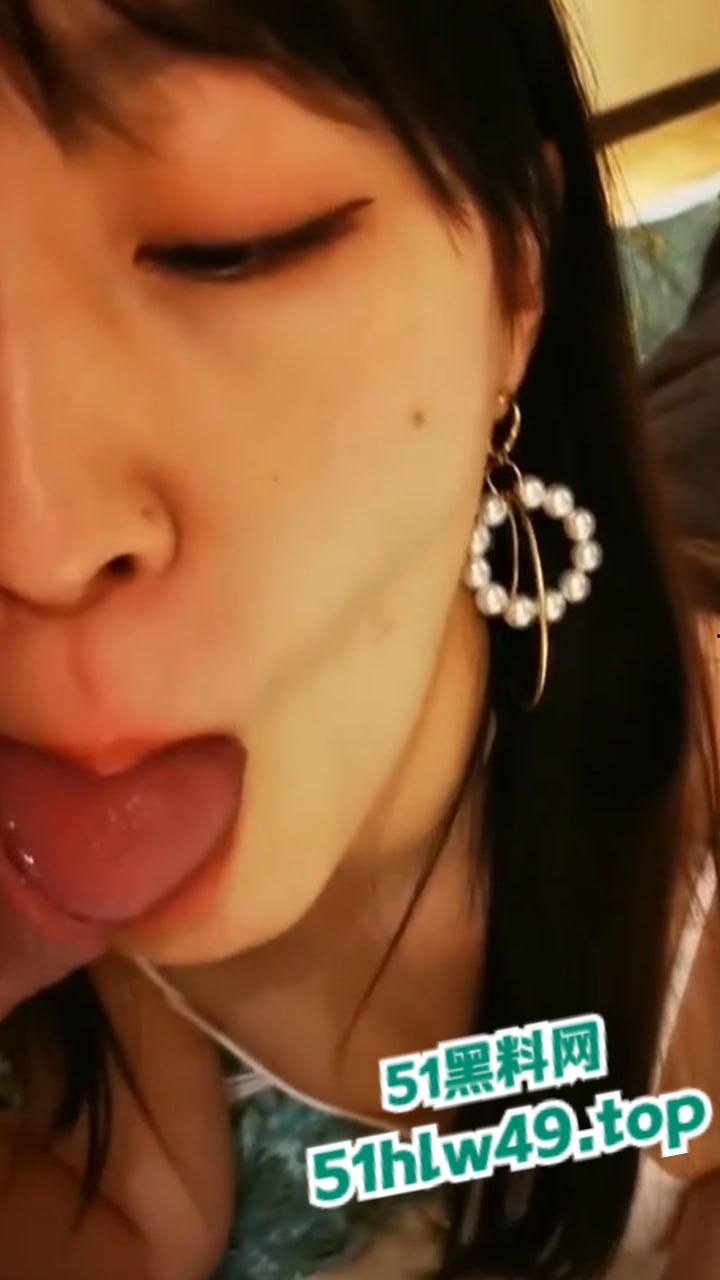 富豪瓜友投稿，杭州附近人撩骚的主播性感骚逼【刘美君】奶大腿长三点粉嫩太诱人了！  第9张