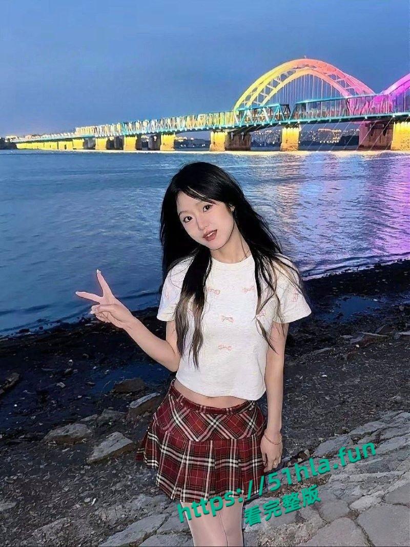 甘肃民族师范学院【陈美娇】回族学生妹调教视频流出,撒尿口爆群P玩弄后入爆操性感蜜臀! 第1张 甘肃民族师范学院【陈美娇】回族学生妹调教视频流出,撒尿口爆群P玩弄后入爆操性感蜜臀! 第1张