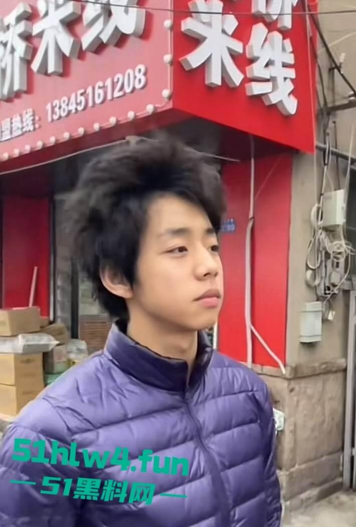 抖音336w粉丝网红【李帅叔叔】操粉视频流出,女粉不仅千里送逼事后更是自爆,相当的炸裂! 第3张 抖音336w粉丝网红【李帅叔叔】操粉视频流出,女粉不仅千里送逼事后更是自爆,相当的炸裂! 第3张