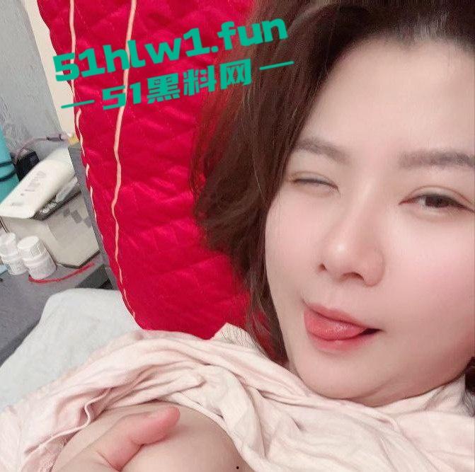 约炮新婚巨乳人妻,身材性感大奶肥臀,平时高冷公务员私下反差骚母狗,背着被情人操到惨叫连连。 第1张 约炮新婚巨乳人妻,身材性感大奶肥臀,平时高冷公务员私下反差骚母狗,背着被情人操到惨叫连连。 第1张