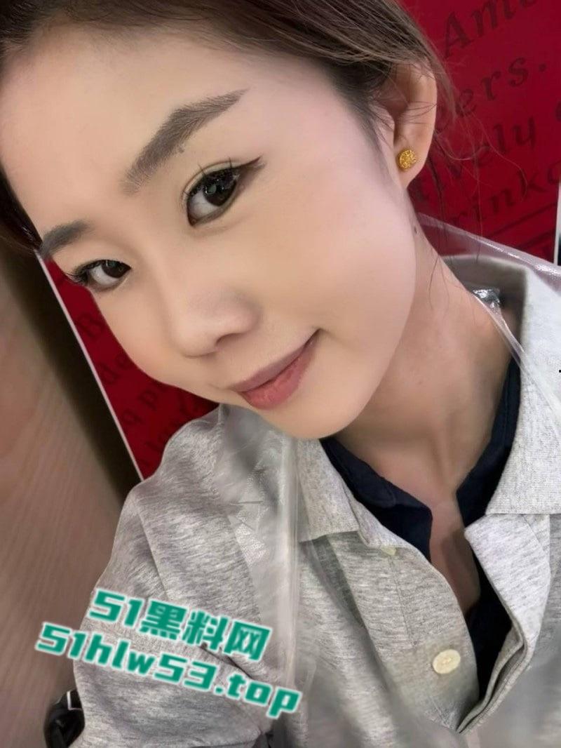 浙江杭州27岁少妇【宋钰婷】离婚后疯狂约炮,被调教成极品母狗,小穴洞口大开阴唇漆黑无比! 第2张 浙江杭州27岁少妇【宋钰婷】离婚后疯狂约炮,被调教成极品母狗,小穴洞口大开阴唇漆黑无比! 第2张