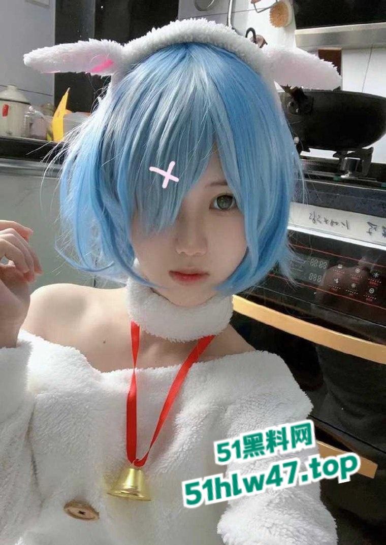 抖音极品萝莉【小佳呆呆的】定制福利流出，锁骨痣加同款手链完全实锤本人无疑，果然福利姬才是出路！  第5张