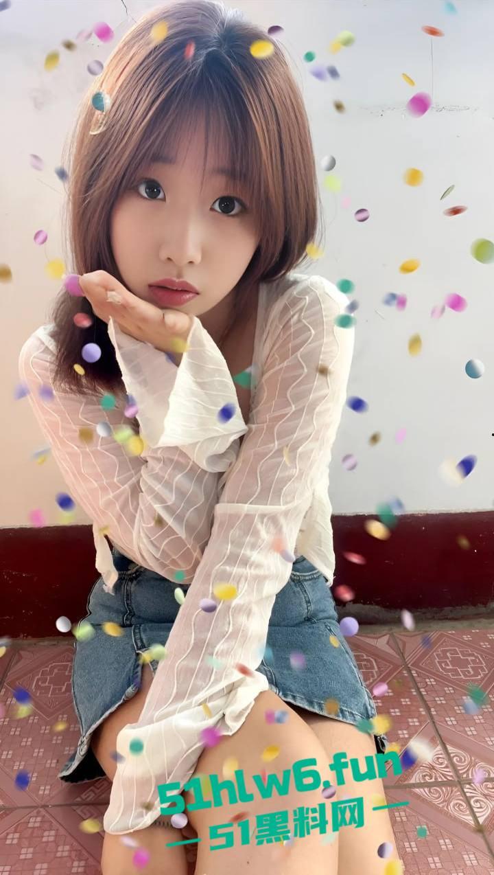 重庆台球厅女助教【梁欣欣】高颜值完美身材尤物，被社会小伙调教成性奴母狗，还带去给兄弟一起操。  第9张