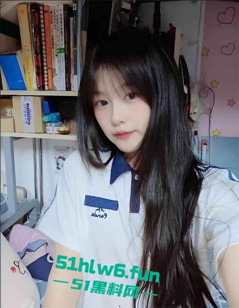 温州医科大学大二骚婊【潘晓蕾】私拍福利尺度曝光炸天!嫩乳骚穴欲求不满天天掰腿求插。 第9张 温州医科大学大二骚婊【潘晓蕾】私拍福利尺度曝光炸天!嫩乳骚穴欲求不满天天掰腿求插。 第9张