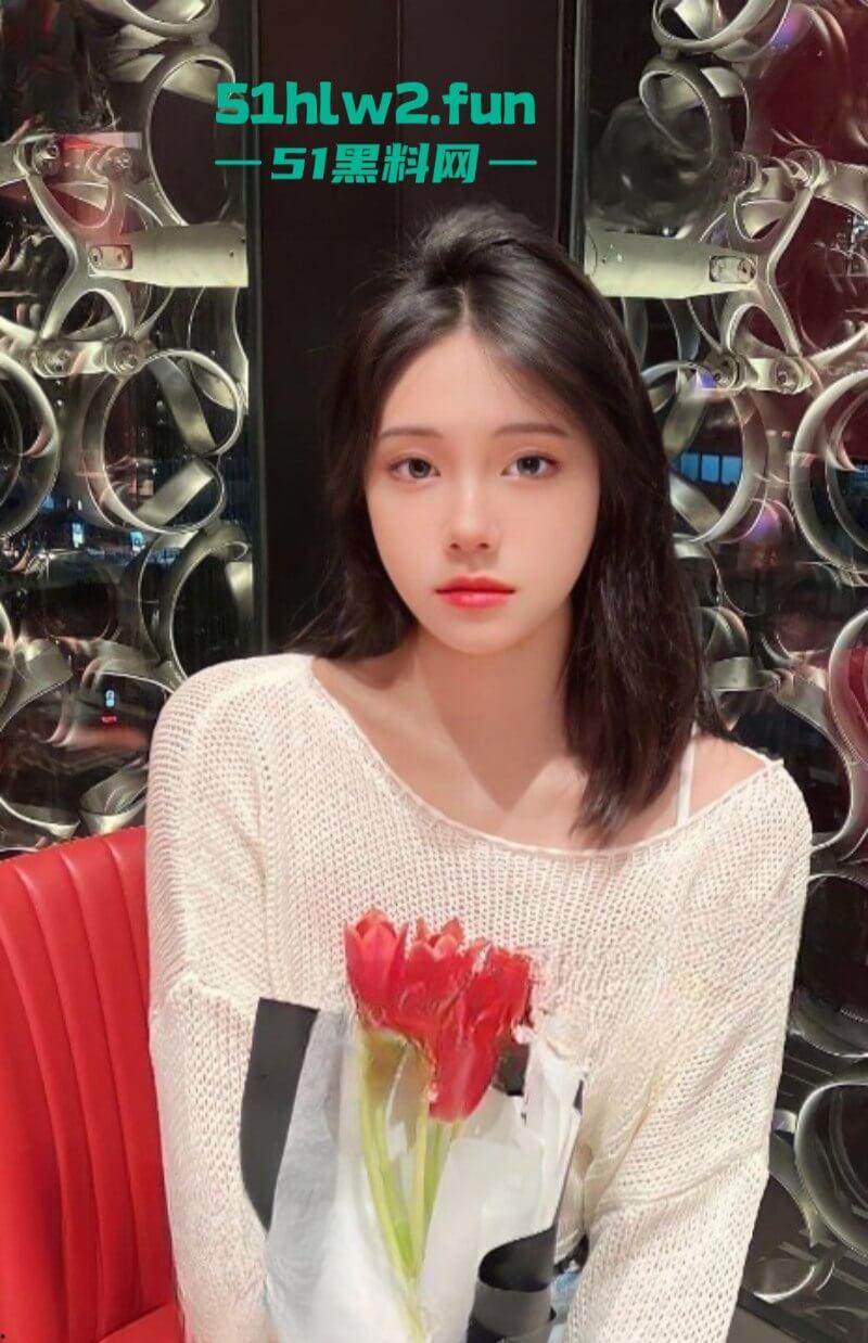 你喜欢的样子我都有，清纯颜值型女大学生送给男友的特殊开学礼物，泄欲发骚拍下视频被泄密！  第9张