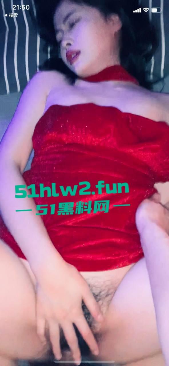 瓜友分享长腿翘臀女同事出差合住一屋，喝酒聊天趁机拿下，激情后入爆操别人老婆就是刺激。  第5张