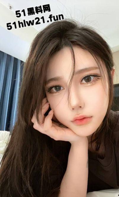 抖音54万粉丝网红【DJMILK】绝美颜值性感尤物，同厂牌签约艺人做爱淫乱自拍视频流出。  第6张