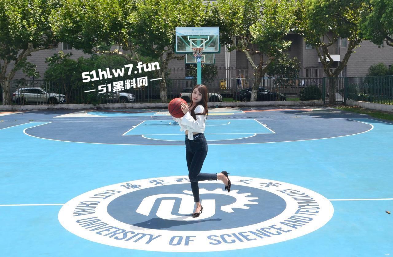 上海华东理工大学女教师【万婷】高校教师，淫荡无度私底下售卖自己仰仗自己高校教师身份高价卖逼！  第5张