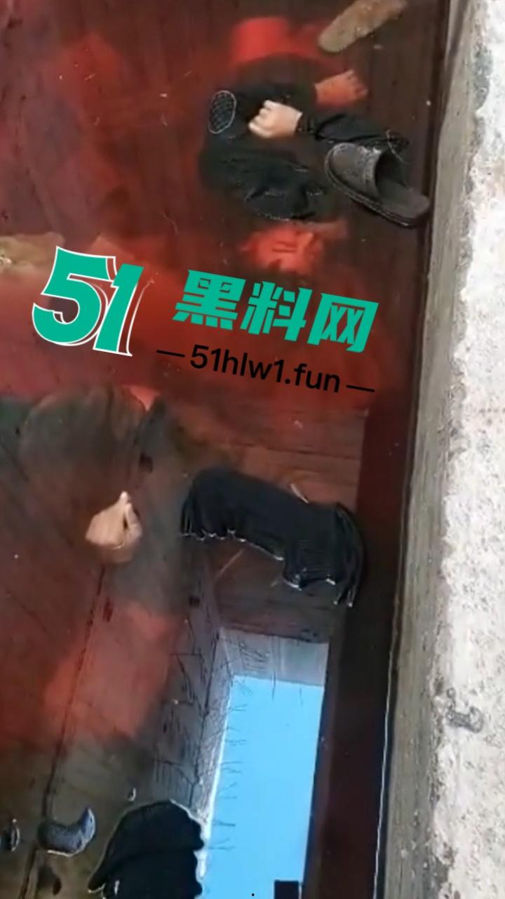 【血腥恐怖慎点】叙利亚惨烈现状沙姆解放组织，在当地肆意杀人视百姓如牛马，人民生活堪比地狱抛尸现场被曝光。  第5张