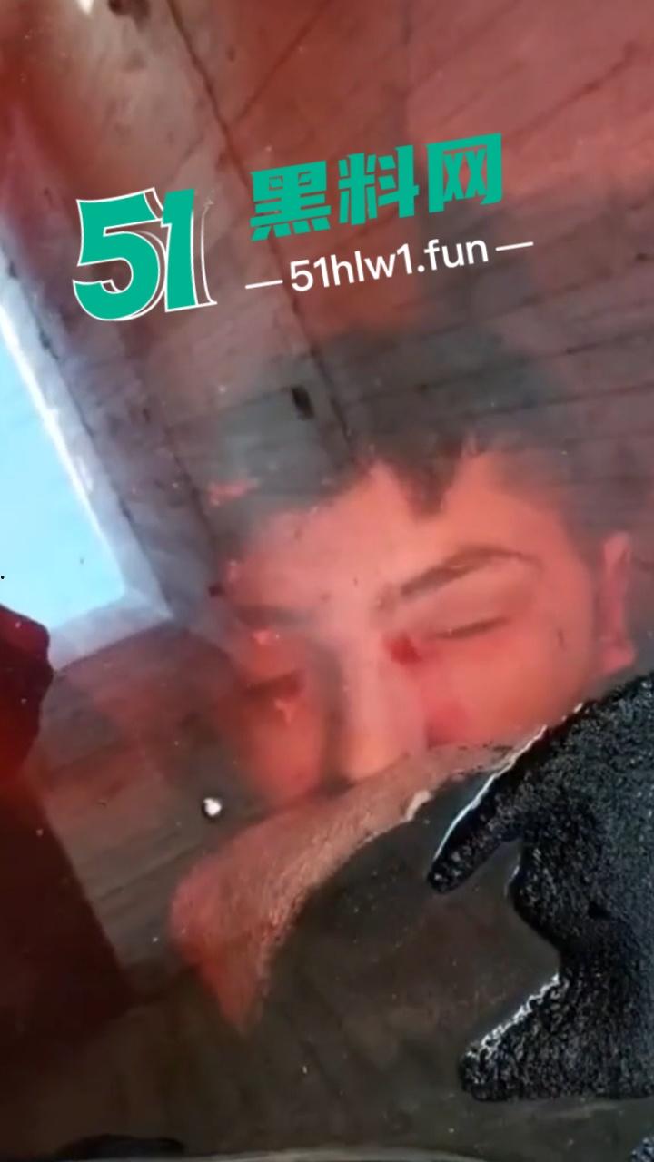 【血腥恐怖慎点】叙利亚惨烈现状沙姆解放组织，在当地肆意杀人视百姓如牛马，人民生活堪比地狱抛尸现场被曝光。  第7张