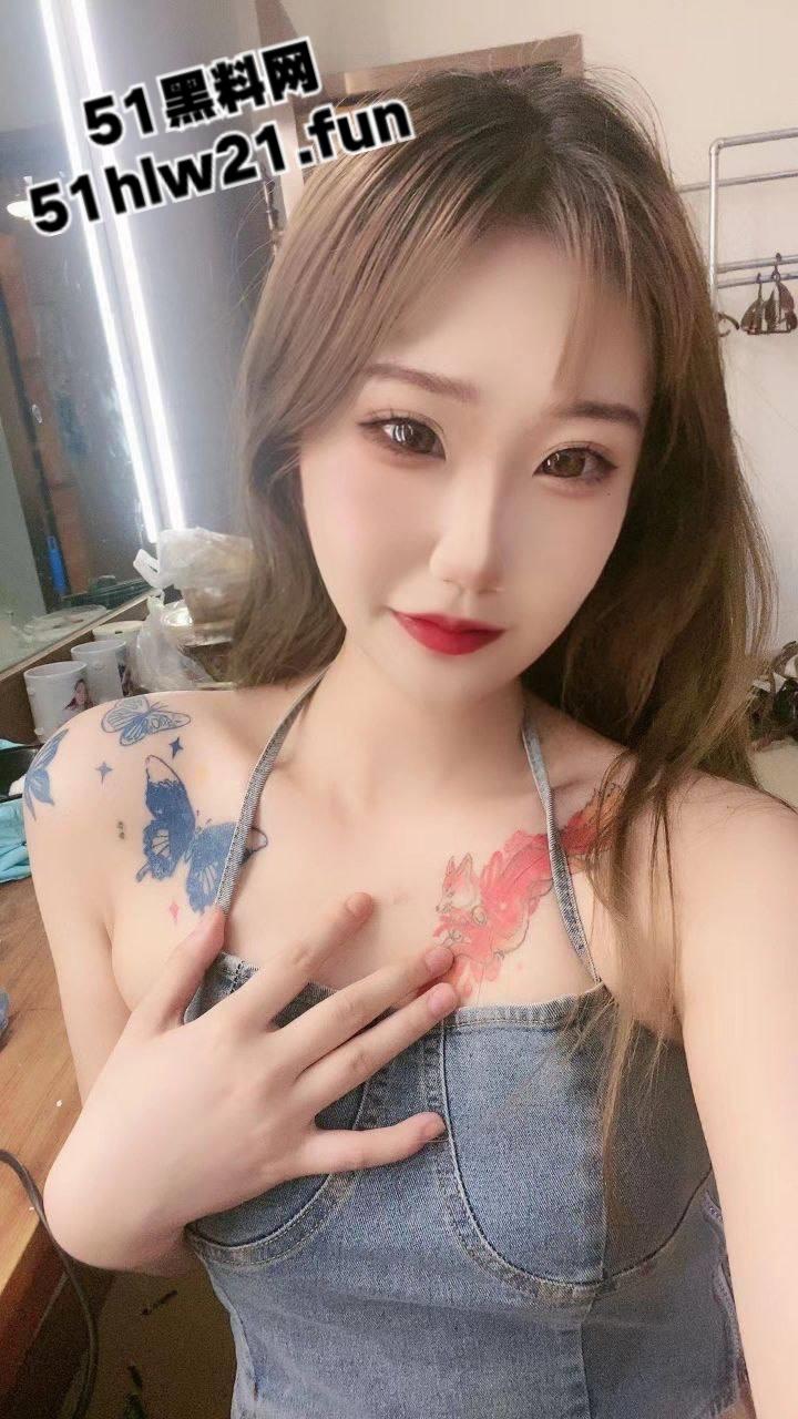 口打舌钉技术口超，舔吸肉棒分分钟爽射，超骚榨精小妖精床上拿捏各种男人，从未有过对手。  第7张