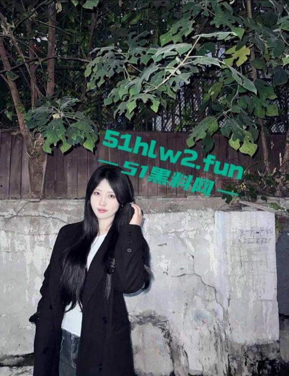 河南极品反差学生【李鑫楠】遭到前男友报复曝光录屏视频和性爱的私密视频清纯可爱形象瞬间崩塌。  第1张