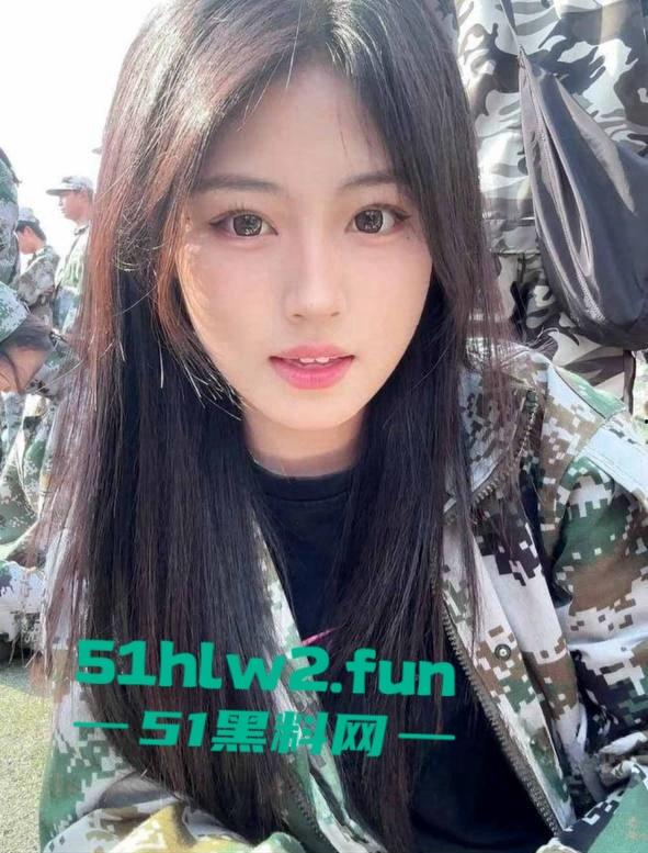 河南极品反差学生【李鑫楠】遭到前男友报复曝光录屏视频和性爱的私密视频清纯可爱形象瞬间崩塌。  第5张