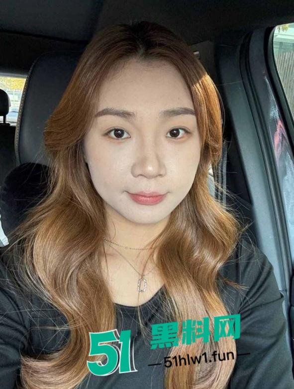 石家庄人妻偷情婚内出轨被老公发现经选择和情妇私奔,怒曝光三分钟露脸视频引发热议。 第4张 石家庄人妻偷情婚内出轨被老公发现经选择和情妇私奔,怒曝光三分钟露脸视频引发热议。 第4张