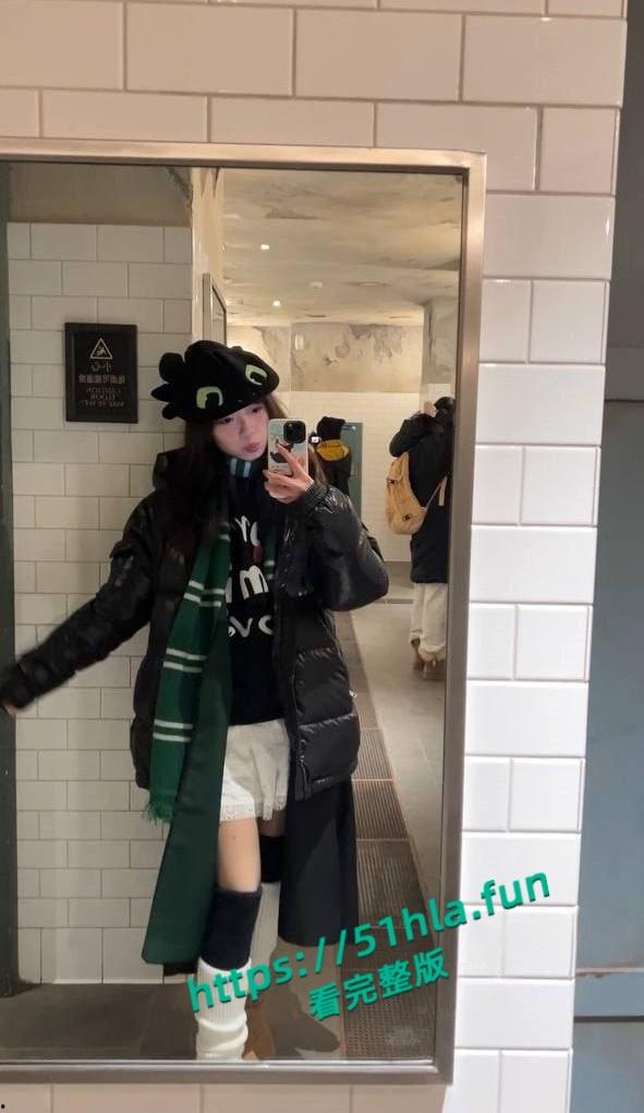 复旦大学校花【周雨晴】被包养泄密,金主多姿势爆操,叫声超骚撸点满满! 第3张 复旦大学校花【周雨晴】被包养泄密,金主多姿势爆操,叫声超骚撸点满满! 第3张