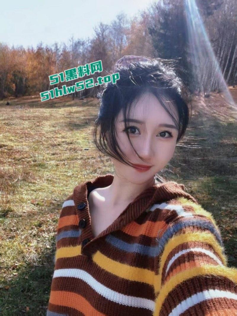 乱伦系列之嫂子,丝袜控长腿嫂子,趁家里没人与嫂子翻云覆雨,情趣装肛交,爽到嫂子直呼要被撑爆! 第3张 乱伦系列之嫂子,丝袜控长腿嫂子,趁家里没人与嫂子翻云覆雨,情趣装肛交,爽到嫂子直呼要被撑爆! 第3张