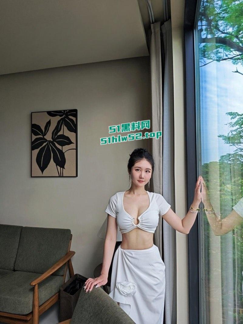 乱伦系列之嫂子,丝袜控长腿嫂子,趁家里没人与嫂子翻云覆雨,情趣装肛交,爽到嫂子直呼要被撑爆! 第4张 乱伦系列之嫂子,丝袜控长腿嫂子,趁家里没人与嫂子翻云覆雨,情趣装肛交,爽到嫂子直呼要被撑爆! 第4张