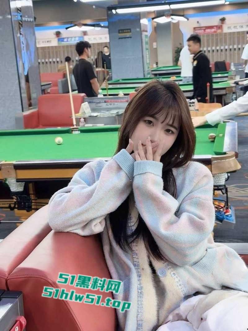 真实勾搭大二学生妹,皮肤白嫩骚母狗约炮喜欢玩群p,开房露脸调教轮操真是够反差! 第2张 真实勾搭大二学生妹,皮肤白嫩骚母狗约炮喜欢玩群p,开房露脸调教轮操真是够反差! 第2张