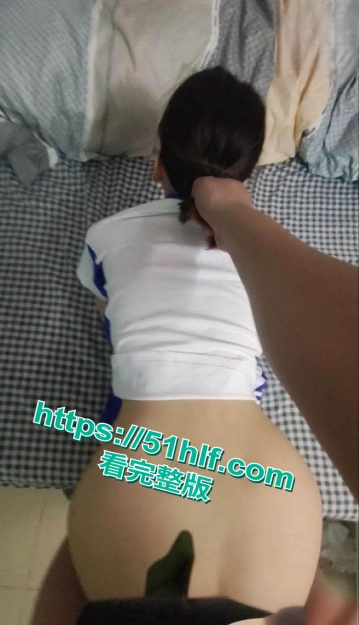 乱伦系列之小表妹,海角乱伦大神新作,萝莉表妹校服诱惑被各种姿势打桩爆操,画面淫糜反差至极! 第4张 乱伦系列之小表妹,海角乱伦大神新作,萝莉表妹校服诱惑被各种姿势打桩爆操,画面淫糜反差至极! 第4张