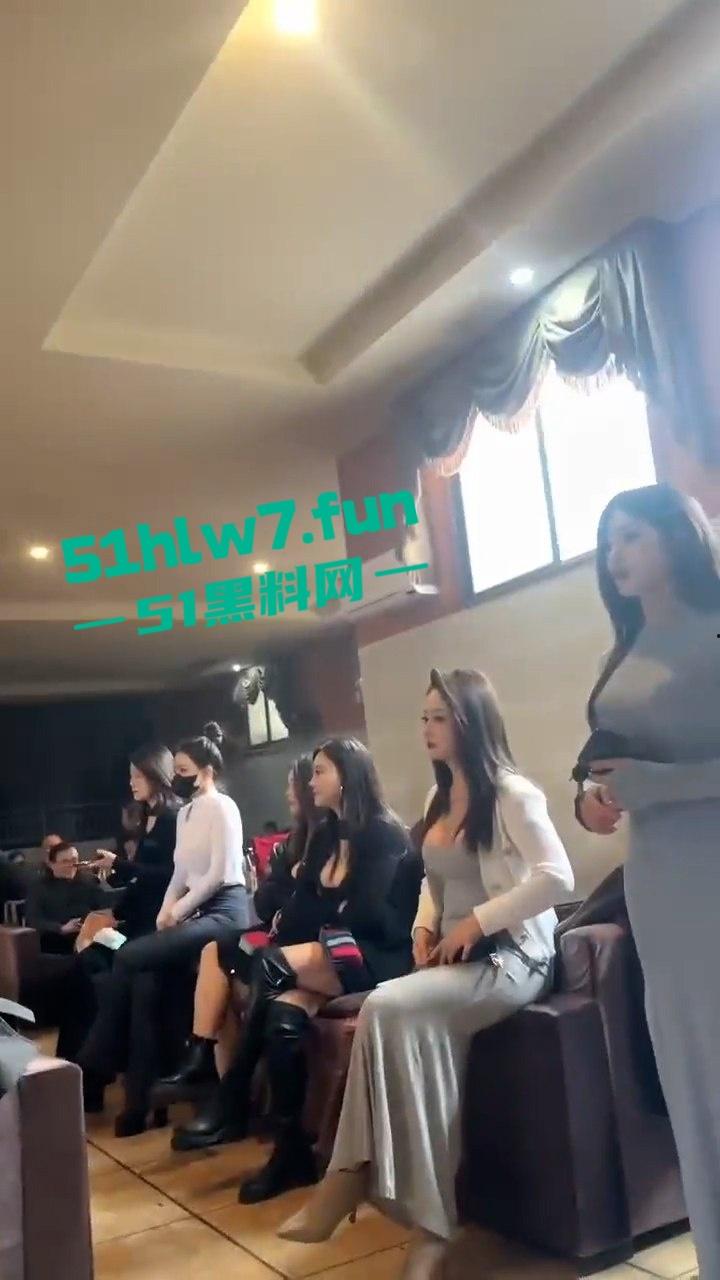 四川绵阳大青龙纯炮场美女如云,不惧扫黄行动顶风作案照样出台卖逼引发网友们的羡慕。 第1张 四川绵阳大青龙纯炮场美女如云,不惧扫黄行动顶风作案照样出台卖逼引发网友们的羡慕。 第1张