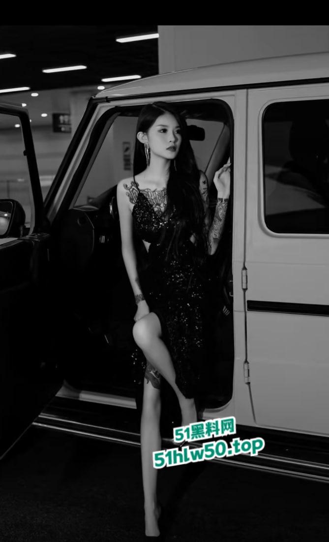 全网首发,抖音8万粉的极品小网红【神仙姐姐】满身符文美女,爆出不雅视频,金主调教御姐变母狗超反差! 第11张 全网首发,抖音8万粉的极品小网红【神仙姐姐】满身符文美女,爆出不雅视频,金主调教御姐变母狗超反差! 第11张