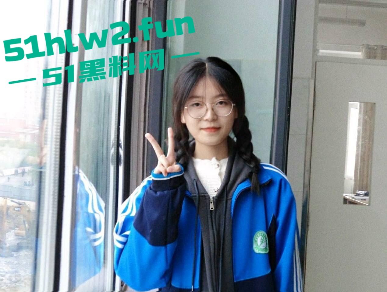 石家庄大一骚气满满的【郑洁】学妹,酒店被黄毛爆操,黄色小内裤惹人爱,一边打电话一边叫! 第2张 石家庄大一骚气满满的【郑洁】学妹,酒店被黄毛爆操,黄色小内裤惹人爱,一边打电话一边叫! 第2张