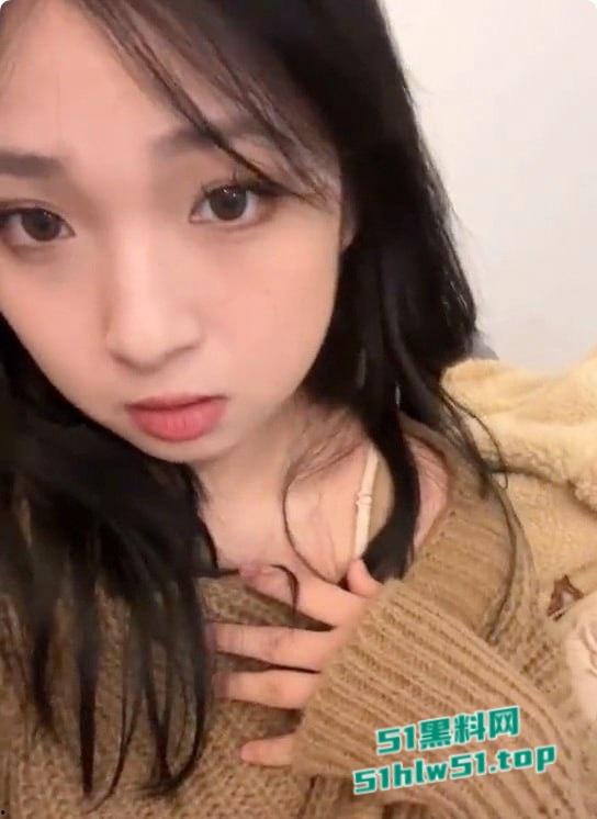 狗血剧情照进现实,08年小伙刷到其他人大胆告白自己女友【赵思懿】愤怒曝光渣女及性爱视频。 第9张 狗血剧情照进现实,08年小伙刷到其他人大胆告白自己女友【赵思懿】愤怒曝光渣女及性爱视频。 第9张