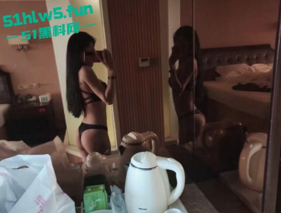 白天整形医生,晚上化身成女奴,福建福清宏路医美整形医生【徐珺慧】出轨偷情的视频被曝光! 第1张 白天整形医生,晚上化身成女奴,福建福清宏路医美整形医生【徐珺慧】出轨偷情的视频被曝光! 第1张